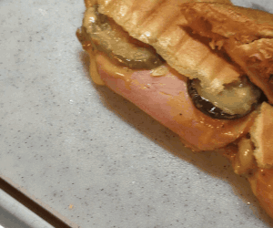 Cuban Sandwich - The Perfect Pressed Classic 1