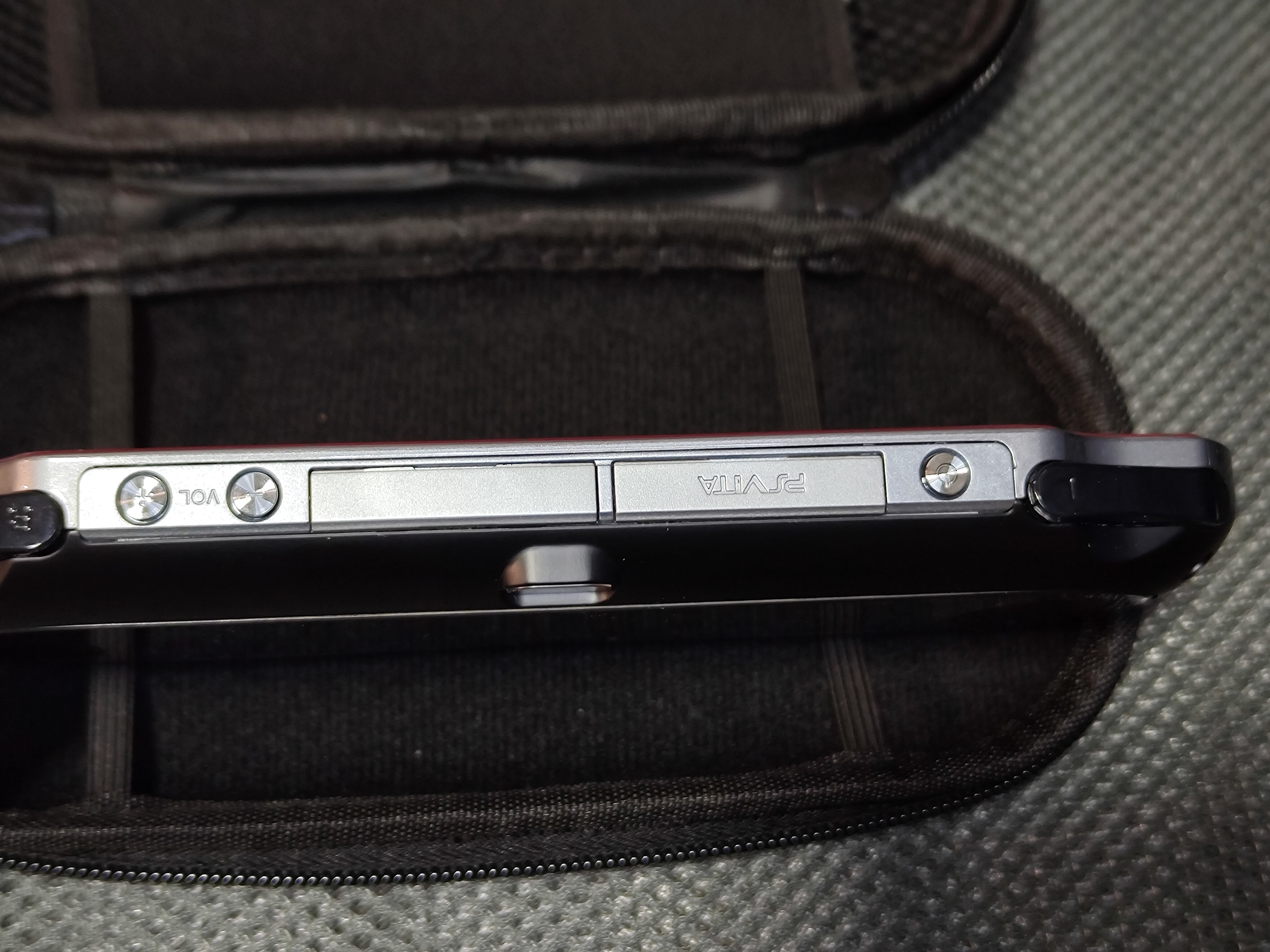 PCH-1000 Red & Black