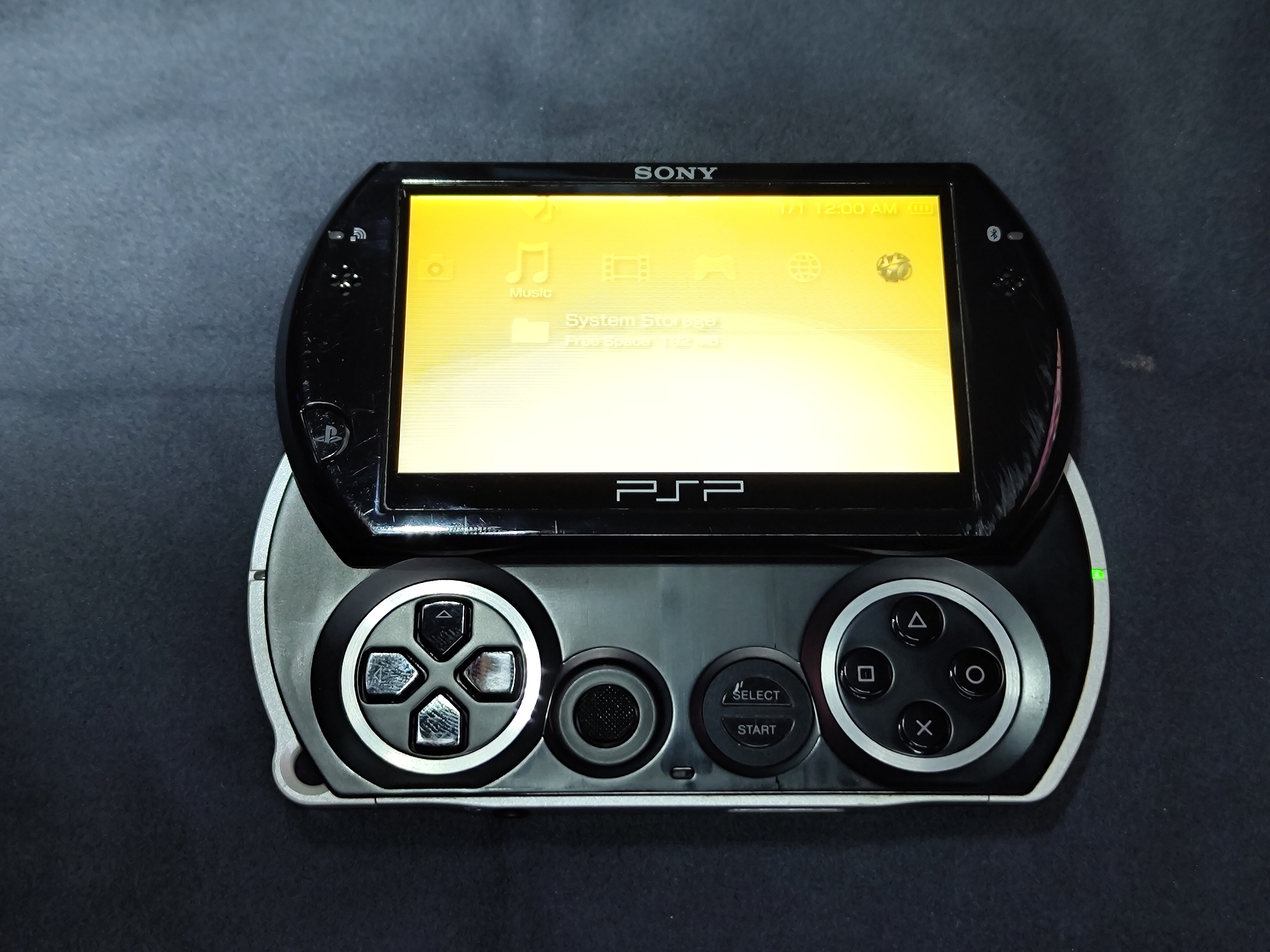 PSP-GO -black
