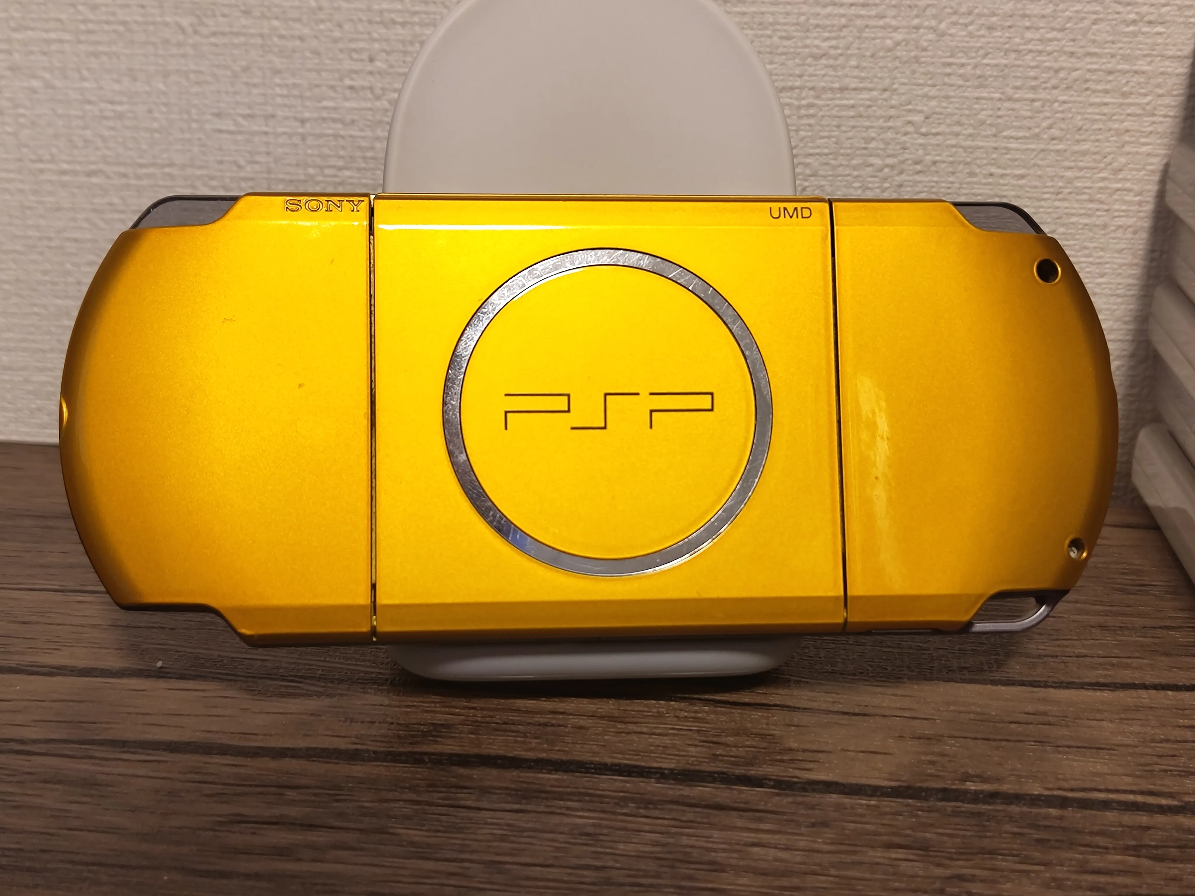 PSP-3000 Vibrant Yellow